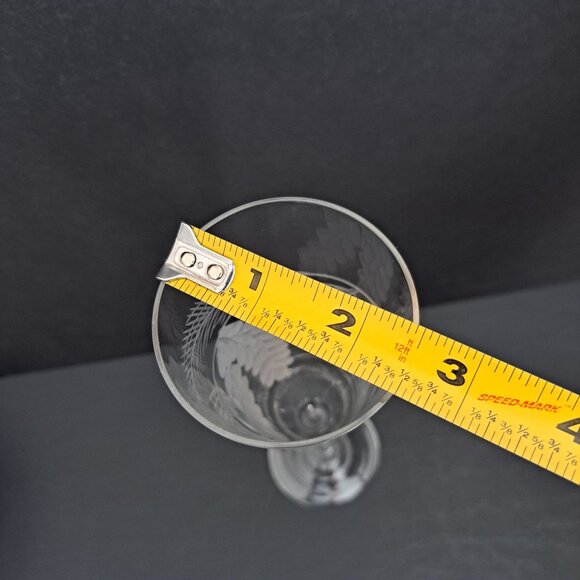 Etched Pinecone Champagne Flute 9.5" Tall Winter Holiday Stemware Elegant Glass - Picture 14 of 15